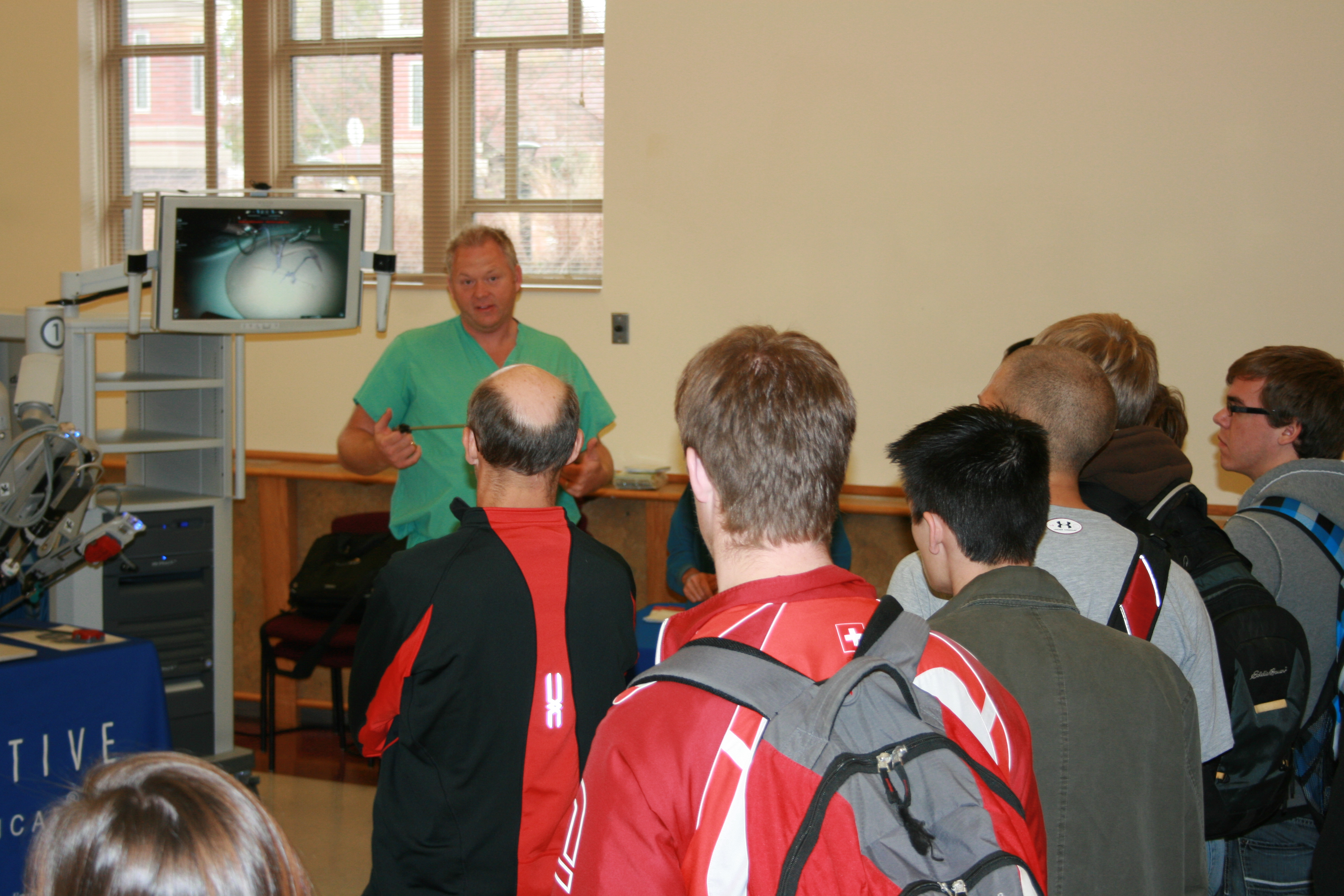 Thompson tells students about the simulator