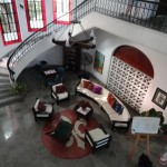 Casa Central includes a common area the faculty used for discussions and a reception on their final night. Hugo Pinto ’04, a former language assistant at Central who now teaches voice in Merida, performed with a student.